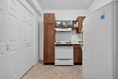 640 Walnut Oaks Drive, Roselle, IL 60172 - Photo 31