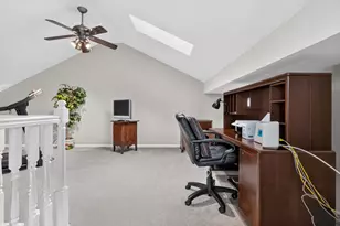 640 Walnut Oaks Dr, Roselle, IL 60172 - Photo 25