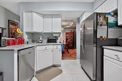 640 Walnut Oaks Drive, Roselle, IL 60172 - Photo 9