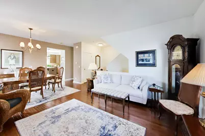 213 River Front Drive #213, Mount Prospect, IL 60056 - Photo 3