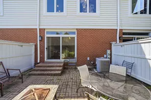 4262 W Thorndale Ave, Chicago, IL 60646 - Photo 35