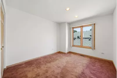 4262 W Thorndale Avenue, Chicago, IL 60646 - Photo 25