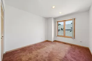 4262 W Thorndale Ave, Chicago, IL 60646 - Photo 25