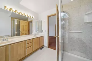 4262 W Thorndale Ave, Chicago, IL 60646 - Photo 23