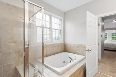 24 Tournament Drive S, Hawthorn Woods, IL 60047 - Photo 17