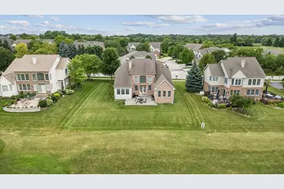 24 Tournament Drive S, Hawthorn Woods, IL 60047 - Photo 27