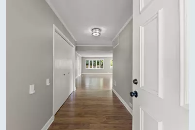 502 Lakewood Boulevard, Park Forest, IL 60466 - Photo 3