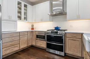 1051 W Monroe St, Chicago, IL 60607 - Photo 17