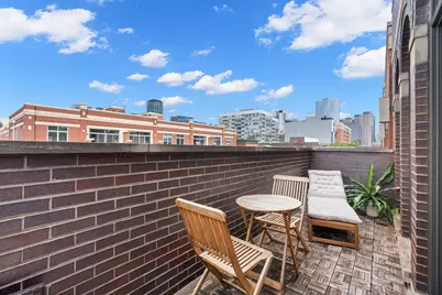 1051 W Monroe Street #4, Chicago, IL 60607 - Photo 19