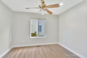 357 Wedgewood Cir, Romeoville, IL 60446 - Photo 17