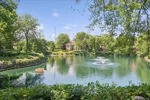 1040 Arbor Ln, Northfield, IL 60093 - Photo 11