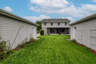 2465 Red Oak Trail, Crest Hill, IL 60403 - Photo 13