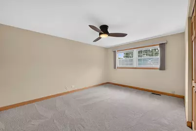 135 Jeffery Lane, Schaumburg, IL 60193 - Photo 25