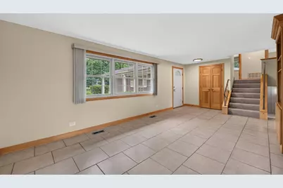 135 Jeffery Lane, Schaumburg, IL 60193 - Photo 3