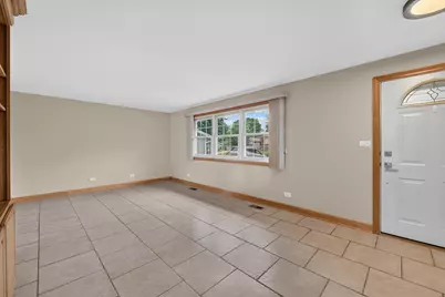 135 Jeffery Lane, Schaumburg, IL 60193 - Photo 17