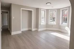 9611 S Ave L Ave, Chicago, IL 60617 - Photo 9
