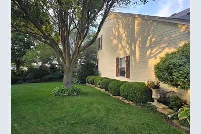 2318 Willow Lakes Court, Plainfield, IL 60586 - Photo 13