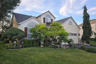 2318 Willow Lakes Ct, Plainfield, IL 60586 - Photo 1