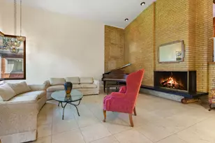 6822 S Cregier Ave, Chicago, IL 60649 - Photo 3