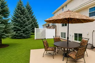 5614 W Sutton Pl, Monee, IL 60449 - Photo 5