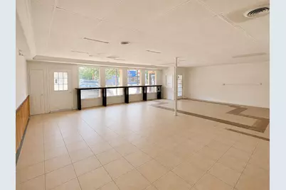 2114 W Devon Avenue, Chicago, IL 60659 - Photo 3