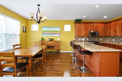 4234 N Kolmar Avenue #D, Chicago, IL 60641 - Photo 3