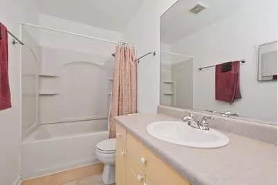 4234 N Kolmar Avenue #D, Chicago, IL 60641 - Photo 13
