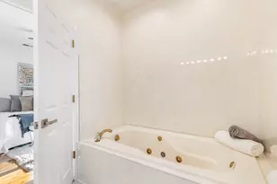1416 N Noble St, Chicago, IL 60642 - Photo 19