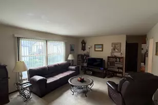 412 St Johns Rd, Woodstock, IL 60098 - Photo 3