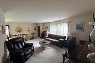412 St Johns Rd, Woodstock, IL 60098 - Photo 5