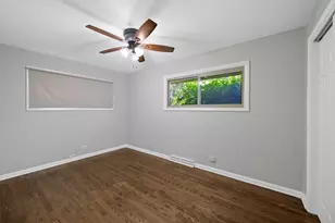 415 Tennyson Rd, Bartlett, IL 60103 - Photo 9