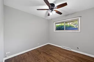415 Tennyson Rd, Bartlett, IL 60103 - Photo 11