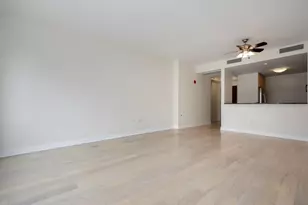 130 N Garland Ct, Chicago, IL 60602 - Photo 9