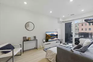 948 W Sunnyside Ave, Chicago, IL 60640 - Photo 5