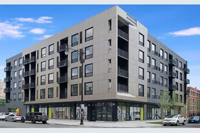 948 W Sunnyside Avenue #213, Chicago, IL 60640 - Photo 1
