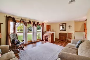 101 Joanne Ln, Rochelle, IL 61068 - Photo 7