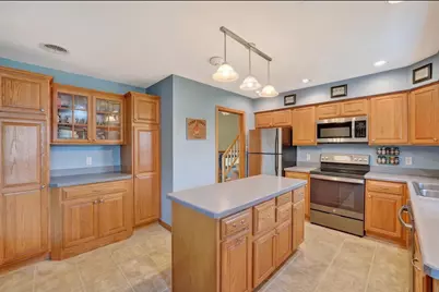 101 Joanne Lane, Rochelle, IL 61068 - Photo 13
