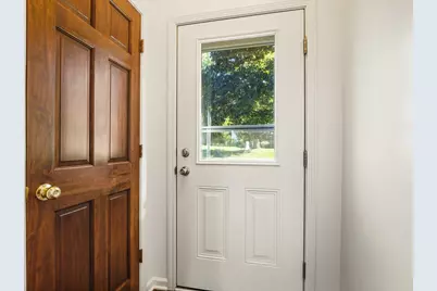 407 Glendale Avenue, Rockford, IL 61108 - Photo 5