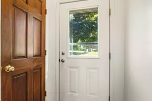 407 Glendale Ave, Rockford, IL 61108 - Photo 5