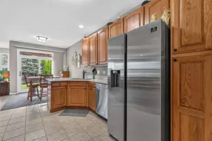 21240 Brush Lake Dr, Crest Hill, IL 60403 - Photo 13