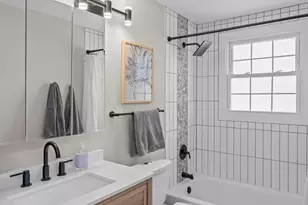 407 N Braintree Dr, Schaumburg, IL 60194 - Photo 23