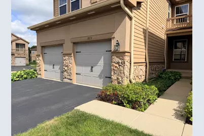 1873 Crenshaw Circle #1873, Vernon Hills, IL 60061 - Photo 5
