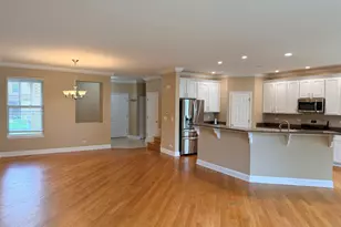 1873 Crenshaw Cir, Vernon Hills, IL 60061 - Photo 9