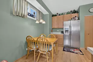 1205 Fawnlily Cir, Joliet, IL 60431 - Photo 17