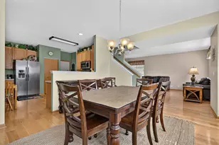 1205 Fawnlily Cir, Joliet, IL 60431 - Photo 9