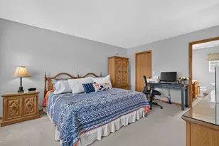 1205 Fawnlily Cir, Joliet, IL 60431 - Photo 19