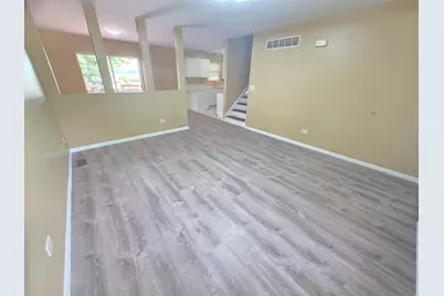 1705 Lake Pointe Drive, Plainfield, IL 60586 - Photo 3