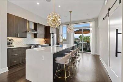 729 W 15th Street, Chicago, IL 60607 - Photo 9