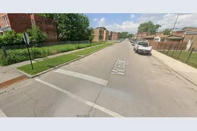 933 W 68th Street, Chicago, IL 60621 - Photo 1