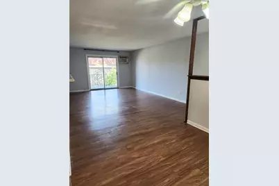 1085 Knoll Lane #207, Hoffman Estates, IL 60194 - Photo 7
